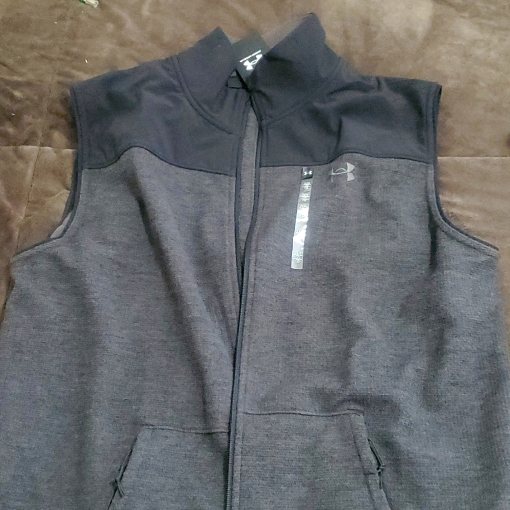 Under Armour vest